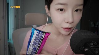 연츄 asmr 유료 신작 - 죠스바이팅 룸메 괴롭히기 이상한 악마 RP.