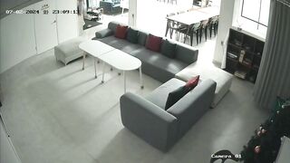 IP, 회사 휴게실에서 열정적인 성관계를 갖는 커플 korean porn vip ipcam 01