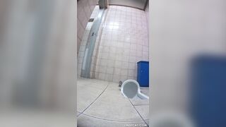 (한국야동) 식당 화장실에서 섹스하는 커플 korean porn vip