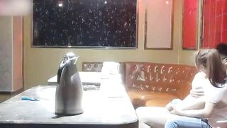 (한국야동) 속전속결 - KTV 룸에서 즉석 빠구리 korean porn vip